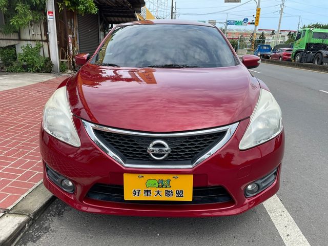 NISSAN日產 TIIDA  第3張相片