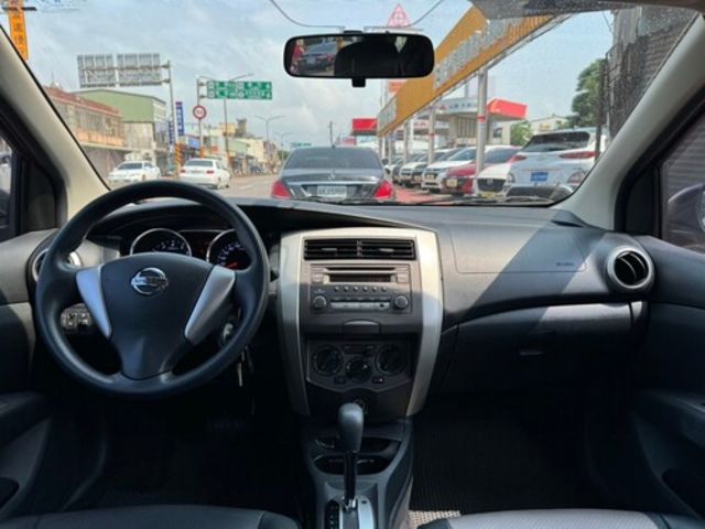 NISSAN日產 LIVINA  第7張相片
