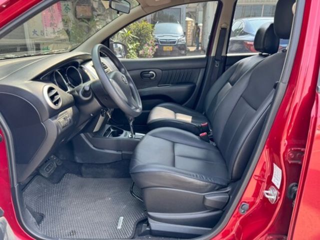 NISSAN日產 LIVINA  第8張相片