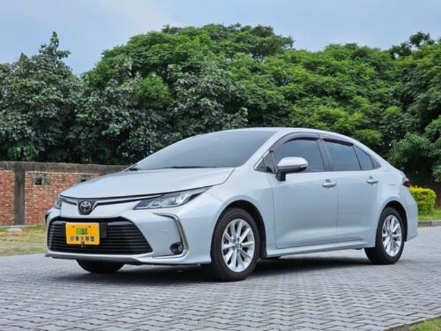 TOYOTA豐田 ALTIS  第1張相片