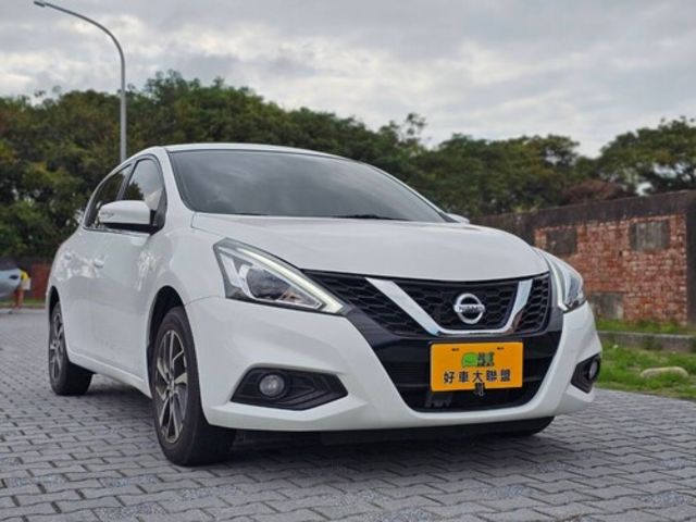 NISSAN日產 TIIDA  第3張相片