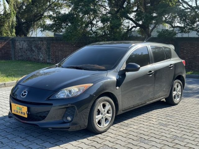 MAZDA馬自達 MAZDA 3  第1張相片