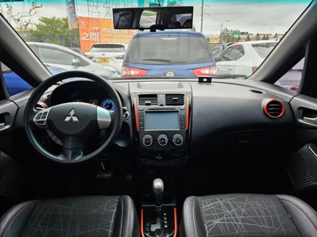 MITSUBISHI三菱 COLT PLUS  第6張相片