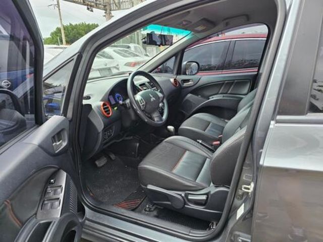 MITSUBISHI三菱 COLT PLUS  第9張相片