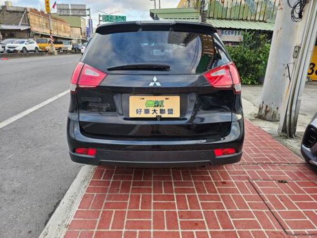 MITSUBISHI三菱 COLT PLUS  第4張相片