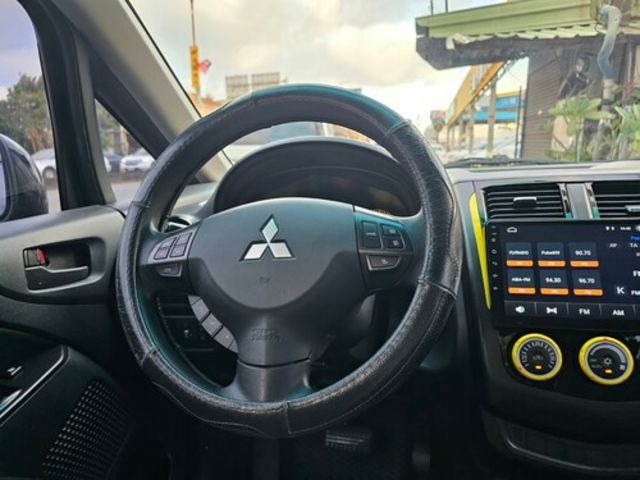 MITSUBISHI三菱 COLT PLUS  第7張相片