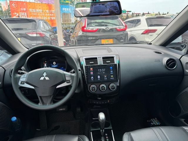 MITSUBISHI三菱 COLT PLUS  第5張相片