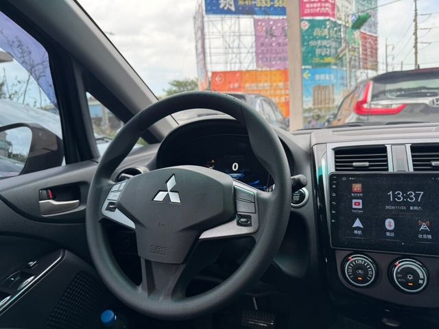 MITSUBISHI三菱 COLT PLUS  第9張相片
