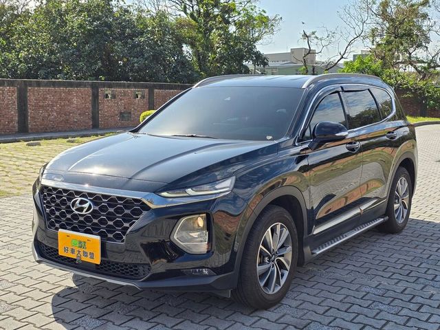 HYUNDAI現代 SANTA FE  第1張相片