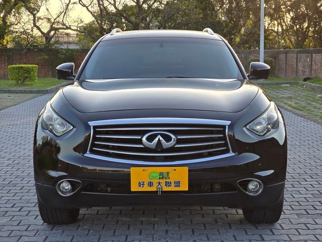 INFINITI無限 FX35  第3張相片