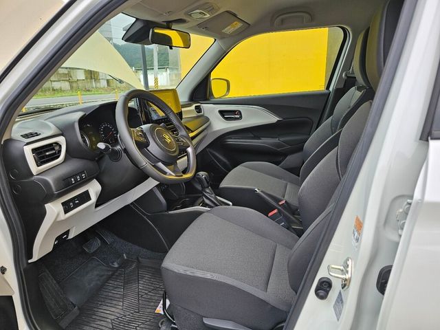 SUZUKI鈴木 SWIFT  第9張相片