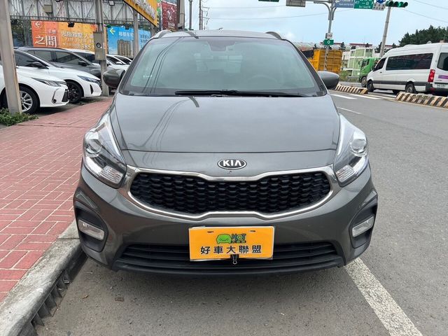 KIA起亞 CARENS  第3張相片