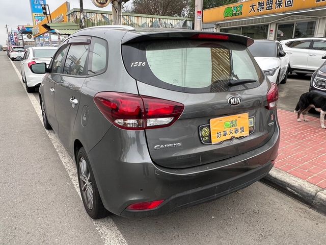 KIA起亞 CARENS  第4張相片