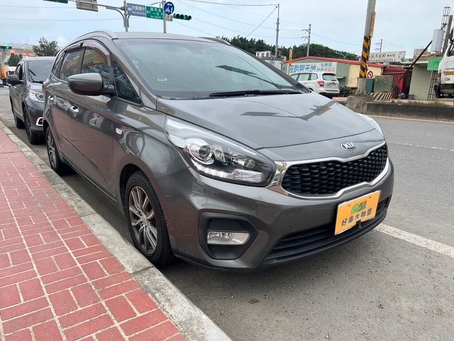 KIA起亞 CARENS  第9張相片