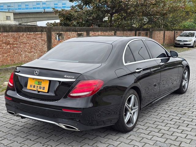 M-BENZ賓士 E300  第2張相片