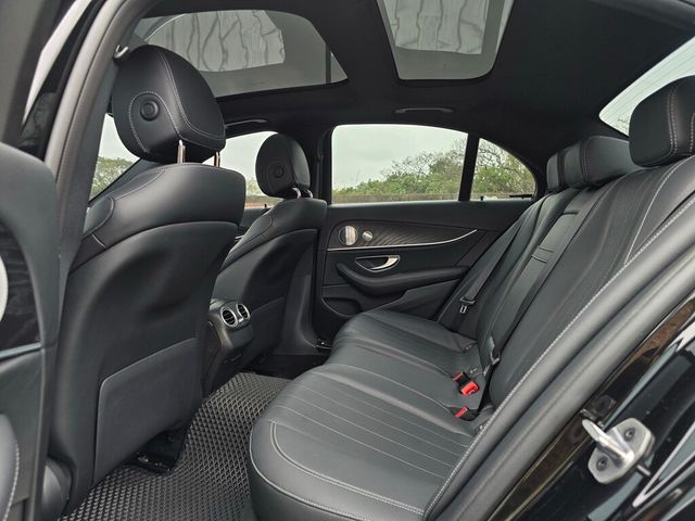 M-BENZ賓士 E300  第9張相片