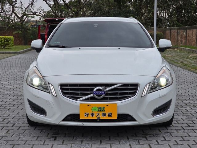 VOLVO富豪 V60  第3張相片