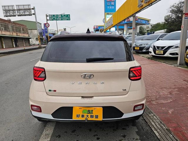 HYUNDAI現代 VENUE  第4張相片