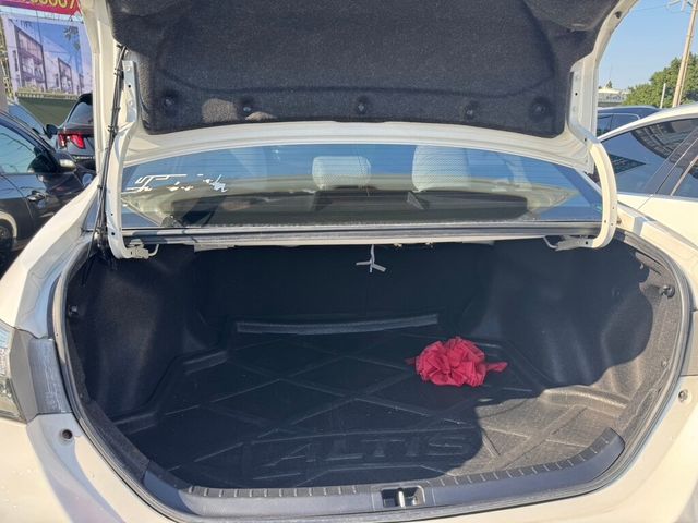 TOYOTA豐田 ALTIS  第12張相片