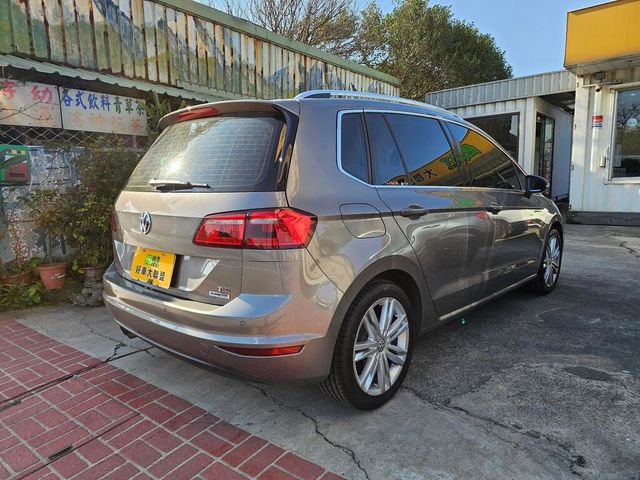 VOLKSWAGEN福斯 GOLF SPORTSVAN  第2張相片