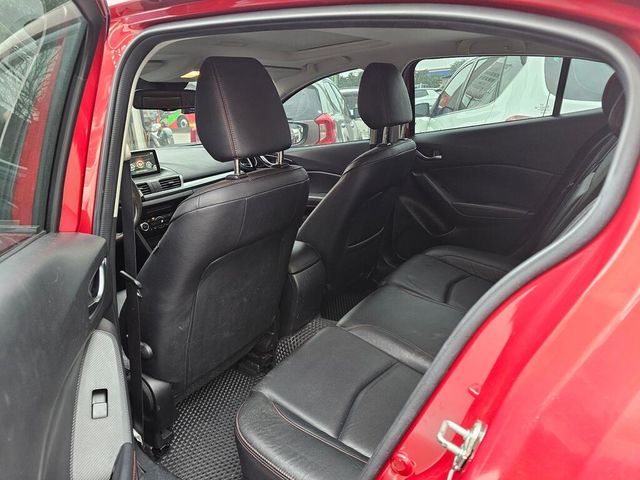 MAZDA馬自達 MAZDA 3  第8張相片