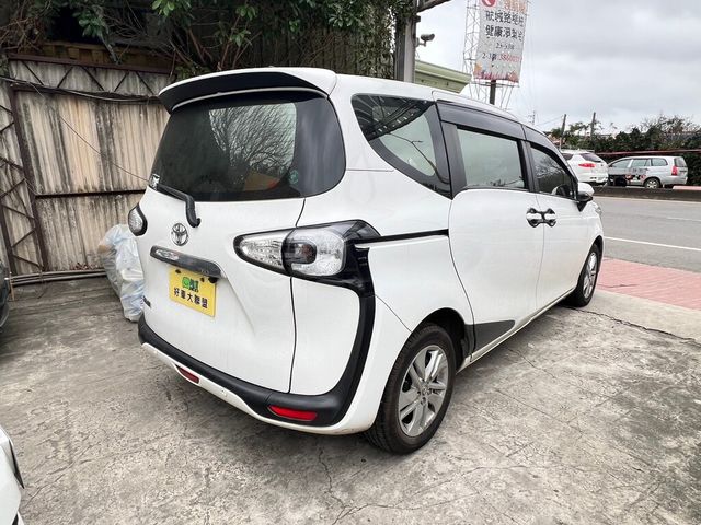 TOYOTA豐田 SIENTA  第2張相片