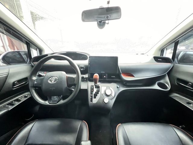 TOYOTA豐田 SIENTA  第6張相片