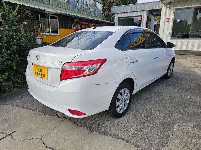 TOYOTA豐田 VIOS  第2張相片