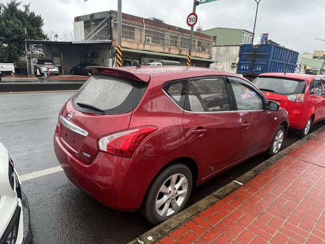 NISSAN日產 TIIDA  第2張相片