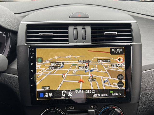 NISSAN日產 TIIDA  第9張相片