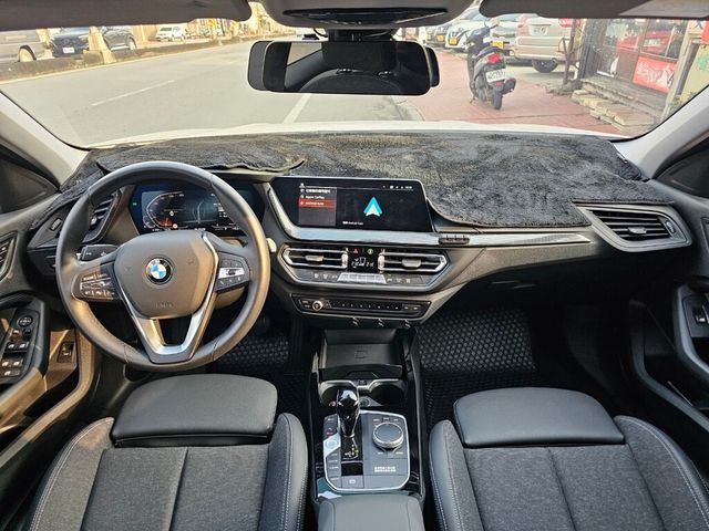 BMW寶馬 118I  第6張相片