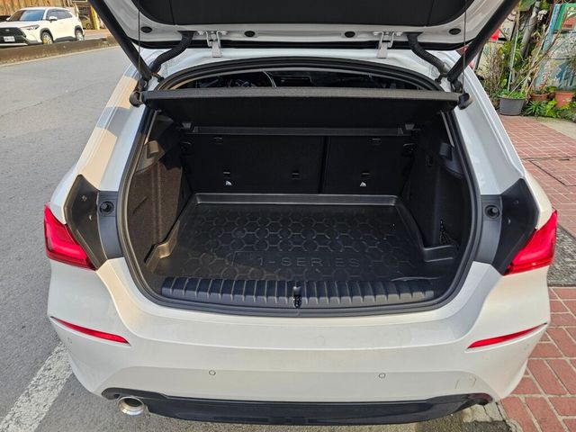 BMW寶馬 118I  第12張相片
