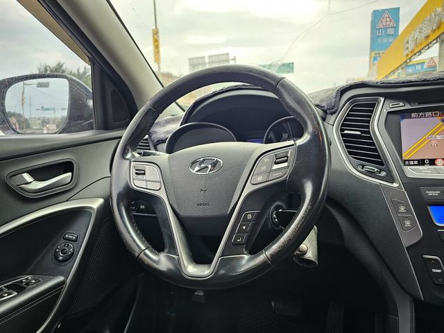 HYUNDAI現代 SANTA FE  第17張相片