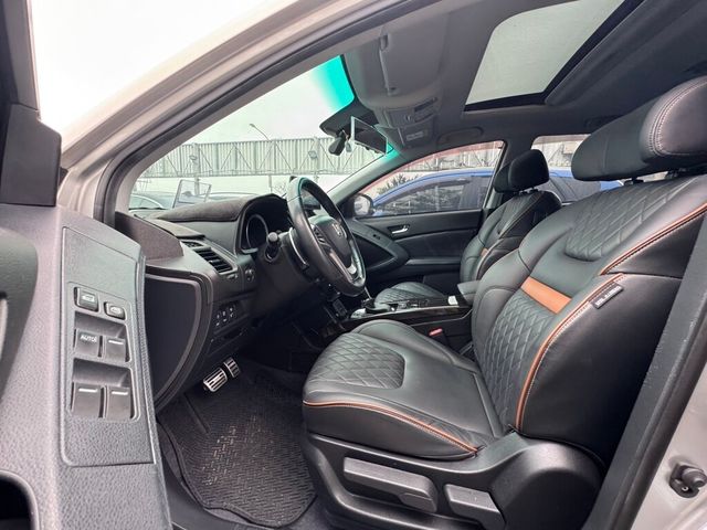 LUXGEN納智捷 U6 TURBO  第13張相片