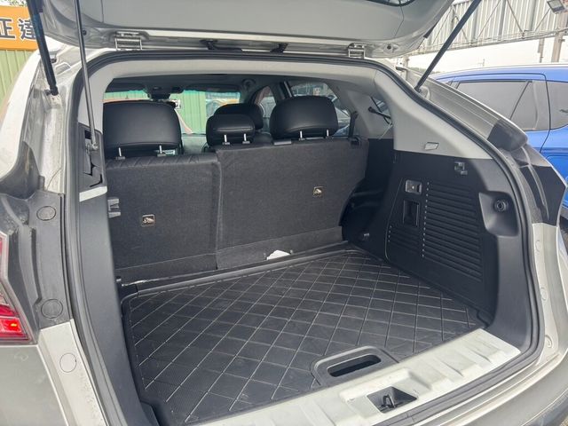LUXGEN納智捷 U6 TURBO  第17張相片