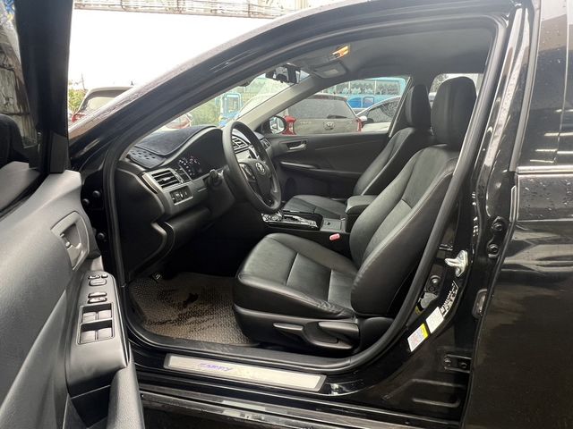 TOYOTA豐田 CAMRY  第15張相片