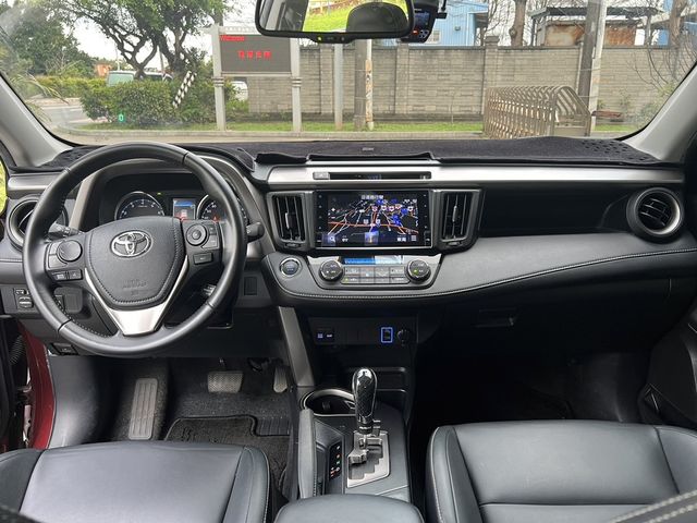 TOYOTA豐田 RAV4  第11張相片