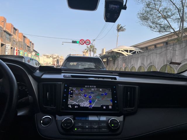 TOYOTA豐田 RAV4  第13張相片