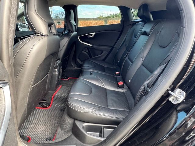VOLVO富豪 V40  第23張相片