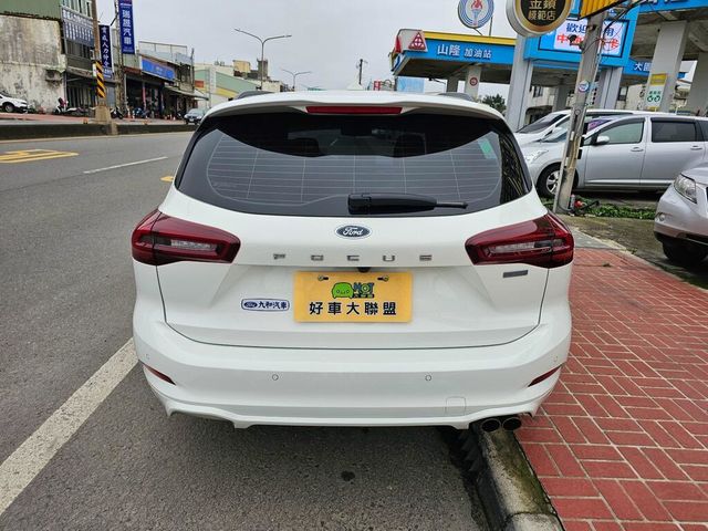FORD福特 FOCUS ST WAGON  第4張相片