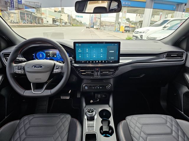 FORD福特 FOCUS ST WAGON  第6張相片