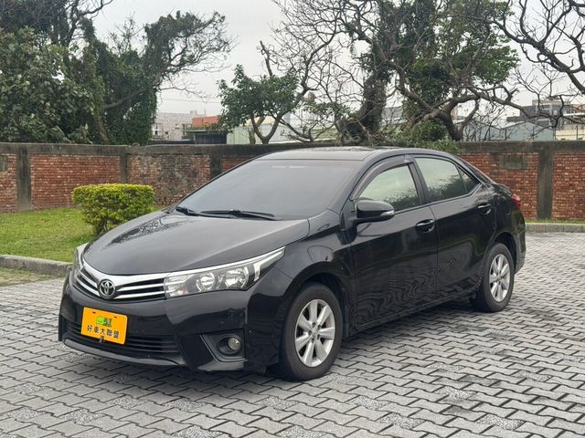 TOYOTA豐田 ALTIS  第1張相片