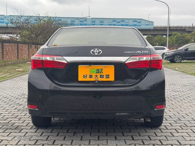 TOYOTA豐田 ALTIS  第4張相片