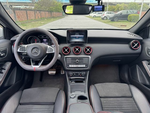 M-BENZ賓士 A250  第6張相片