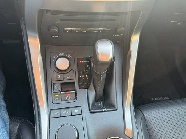 LEXUS凌志 NX200T  第11張相片