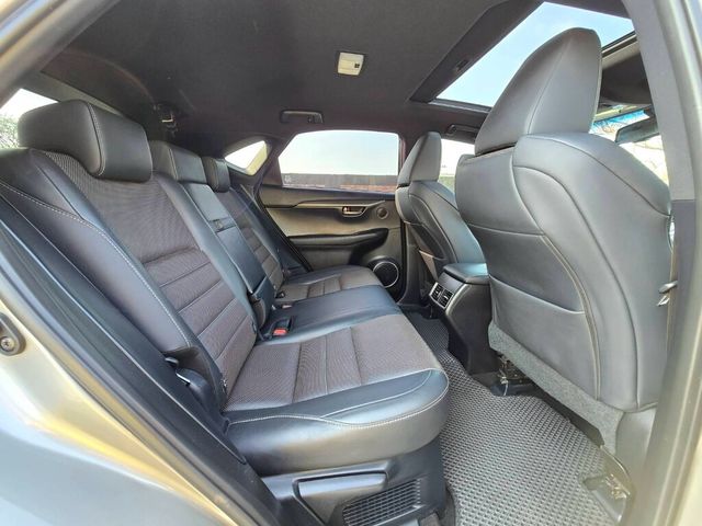 LEXUS凌志 NX200T  第11張相片