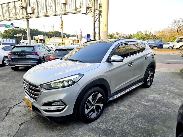 HYUNDAI現代 TUCSON  第1張相片
