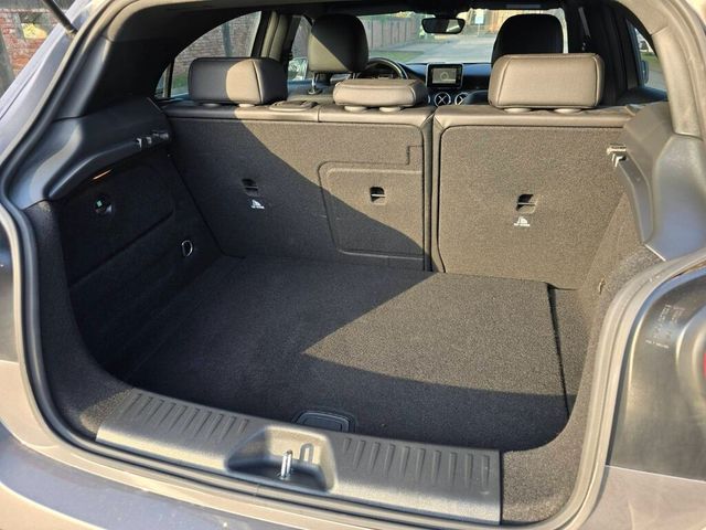 M-BENZ賓士 A180  第12張相片