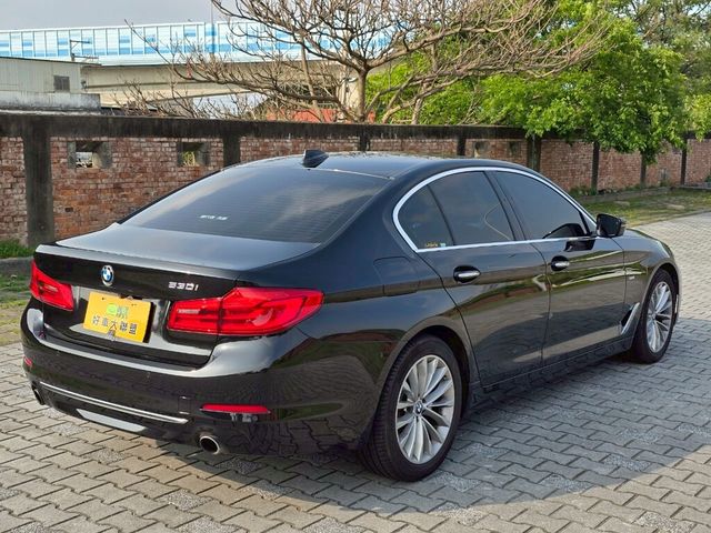 BMW寶馬 530  第2張相片