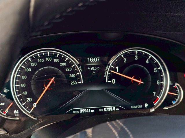 BMW寶馬 530  第5張相片